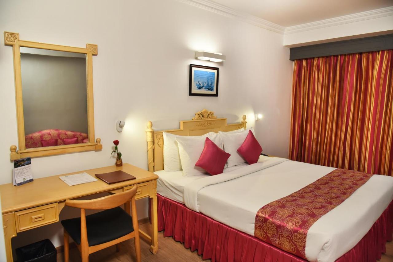 Golden Parkk Hotel Kalkuta Zewnętrze zdjęcie
