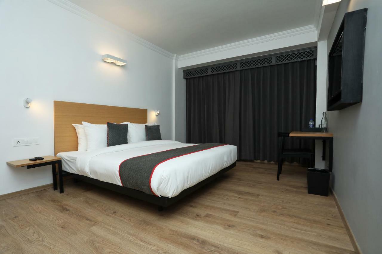 Golden Parkk Hotel Kalkuta Zewnętrze zdjęcie
