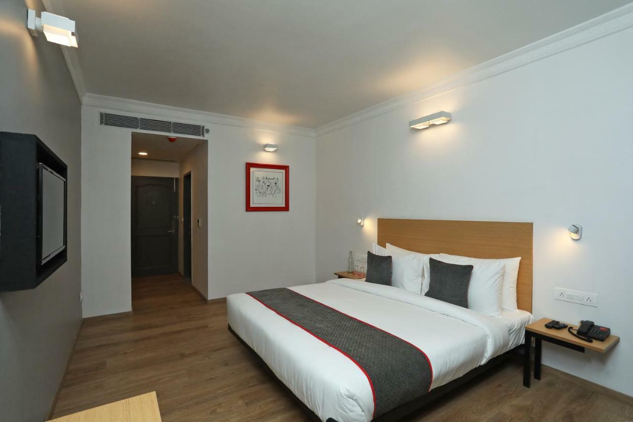 Golden Parkk Hotel Kalkuta Zewnętrze zdjęcie